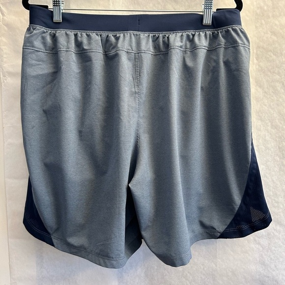 Under Armour lined fitted mens Heat Gear athletic shorts w/hand pocketsSz-XL. W4 - Picture 4 of 12